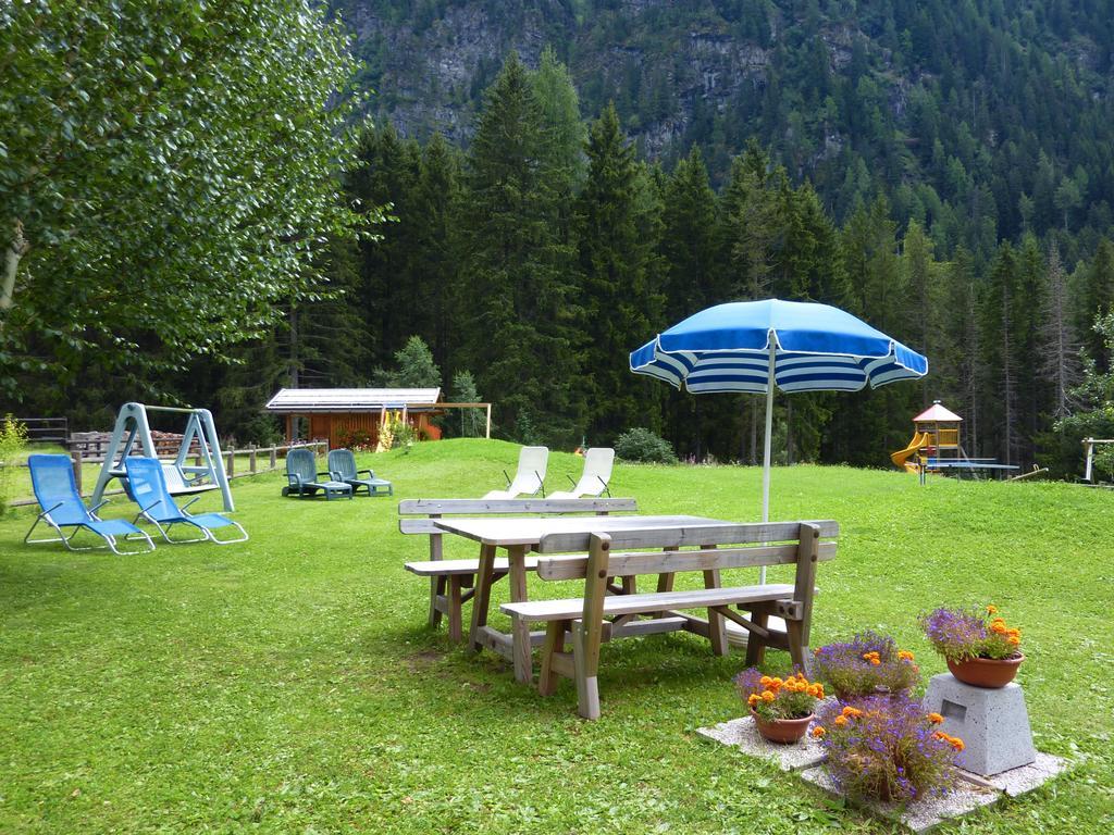 Appartamenti Majon Sotroi Campitello di Fassa Exterior foto
