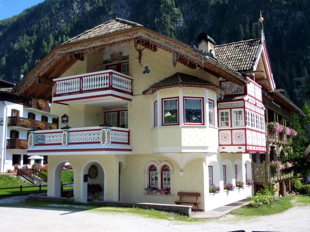 Appartamenti Majon Sotroi Campitello di Fassa Exterior foto
