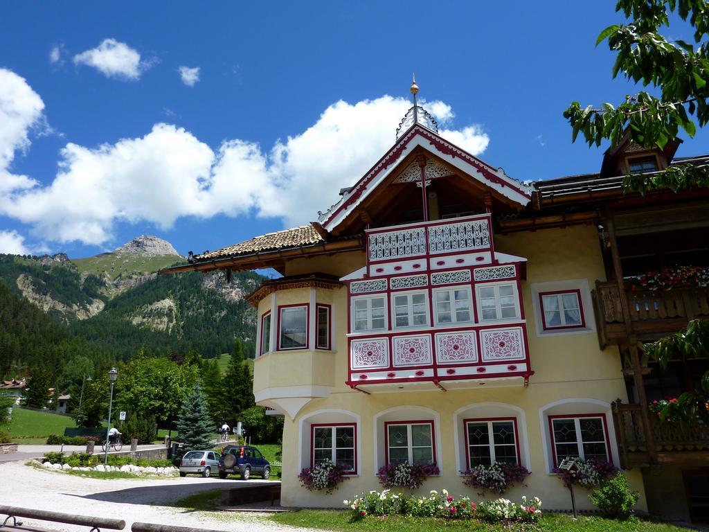 Appartamenti Majon Sotroi Campitello di Fassa Exterior foto
