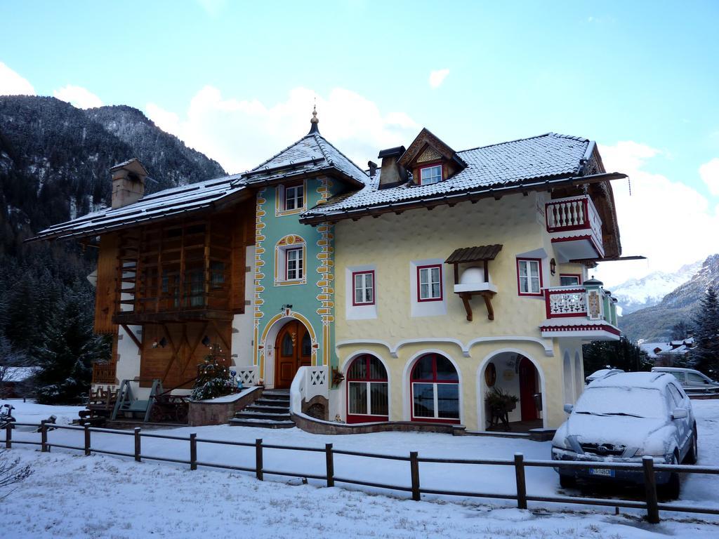 Appartamenti Majon Sotroi Campitello di Fassa Exterior foto